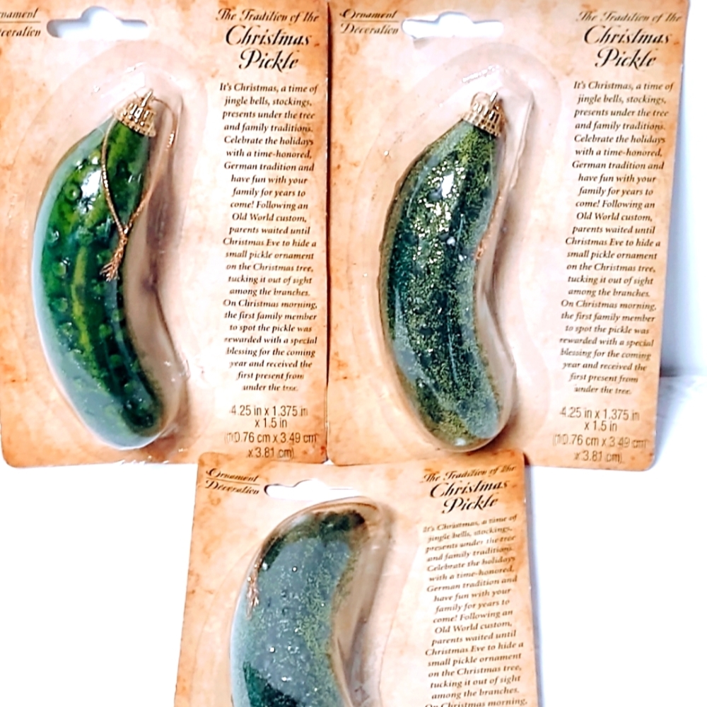 Christmas Tree Pickle Ornament German Holiday Hide and Find
